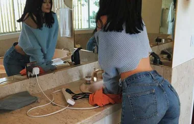Yep, Wedgie Jeans Are A Real Thing