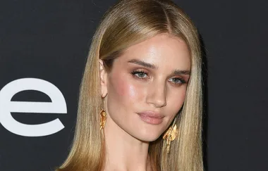 How to wear highlighter so you look pretty not shiny