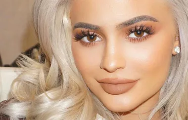 The Simple Trick Kylie Jenner Uses To Keep Her Lipstick In Place All Day