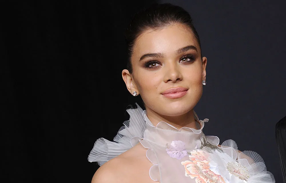 Hailee Steinfeld to star in the ‘new’ The Devil Wears Prada