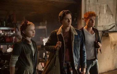 Your first look at Jughead’s mum Gladys and sister Jellybean in new ‘Riverdale’ images!