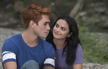 Camila Mendes reacts to Archie kissing another girl on ‘Riverdale’
