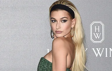 Hailey Bieber just chopped off all her hair!