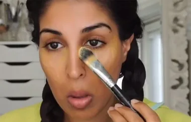 Doctor’s Are Warning Girls That This Viral Beauty Trick Is Actually Dangerous