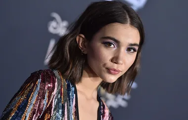 Rowan Blanchard has cut off literally all her hair