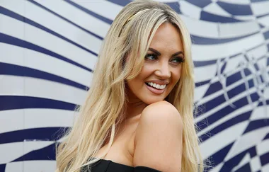 Samantha Jade confirms her engagement to Pat Handlin