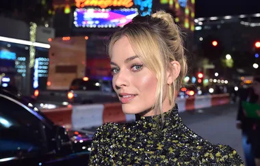 This highlighter gives me Margot Robbie-worthy cheekbones