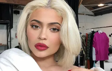Kylie Jenner gets epically called out by this famous actor for her ‘plastic surgery’