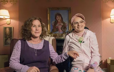 Everything you need to know about Joey King’s true crime series ‘The Act’