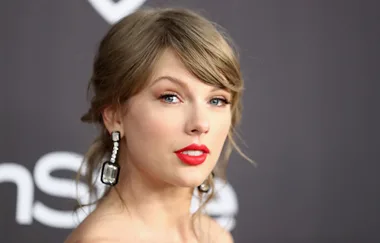 Taylor Swift’s surprise engagement has us SHOOK!