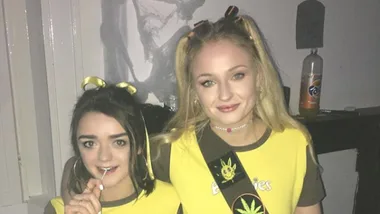 Sophie Turner and Maisie Williams caught kissing while filming ‘Game Of Thrones’