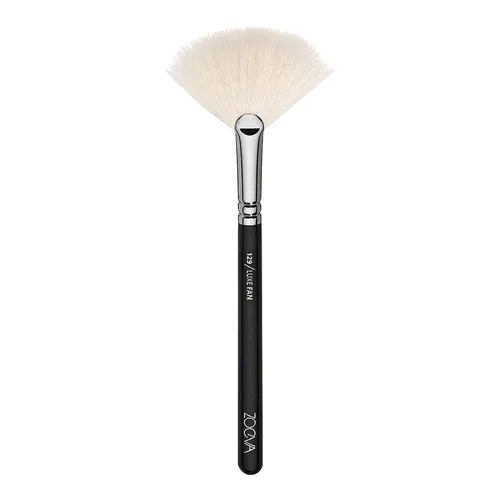 Zoeva fan brush