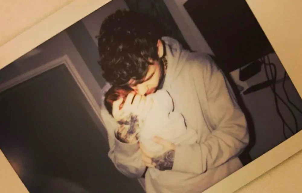 Liam Payne FINALLY Shares A Photo Of Baby Bear And He’s So Cute!