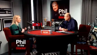 WATCH Sophie Turner talks to Dr. Phil about her insecurities