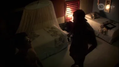 Bachelor In Paradise Sneak Peek: Jules interrupts rose ceremony