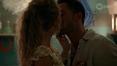 Bachelor In Paradise: Zoe and Mack kiss has fans DISGUSTED