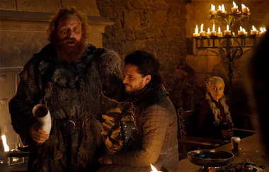 WATCH: fans can’t handle this Starbucks coffee cup in ‘Game of Thrones’ episode