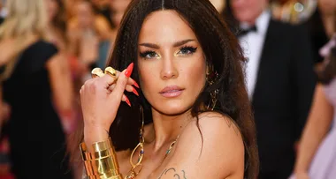 Halsey reveals she has a HUGE surprise for Australia!