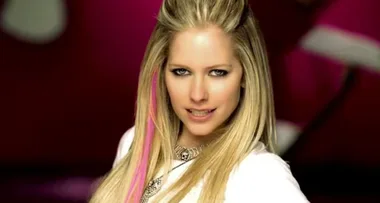 OG pop punk princess Avril Lavigne HUGE tour announcement