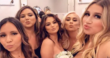 Selena Gomez is the maid of honour of our dreams