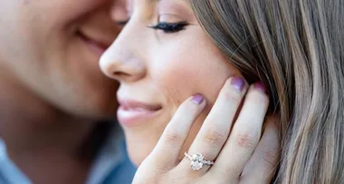Bindi Irwin is engaged to Chandler Powell!!