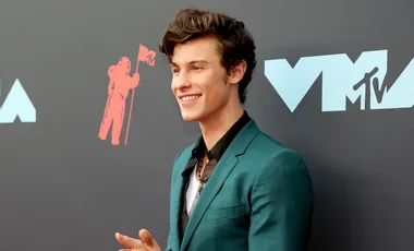 Shawn Mendes has walked the VMA’s red carpet without Camila
