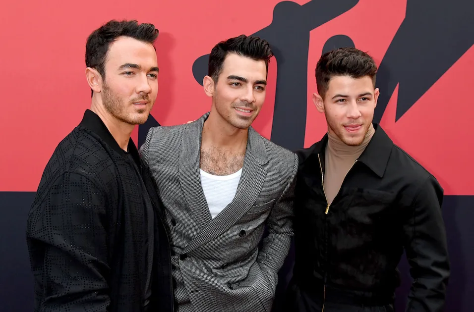The Jonas Brothers performed at the VMA's for the first time in 11