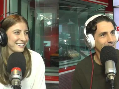 Andy Lee’s sweet gesture for Rebecca Harding during their break