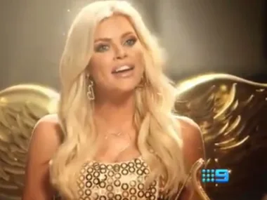 Sophie Monk drops another epic Love Island trailer