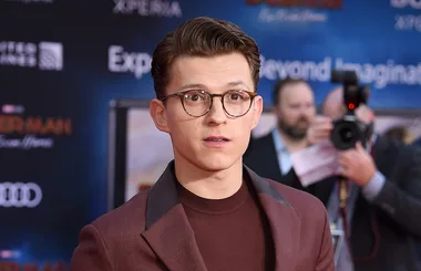 People are using a Taylor Swift song to show their love for Tom Holland