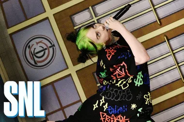 How Billie Eilish can walk on walls is mind-blowing