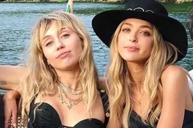 Kaitlynn Carter’s best friend has thrown some serious shade at Miley Cyrus