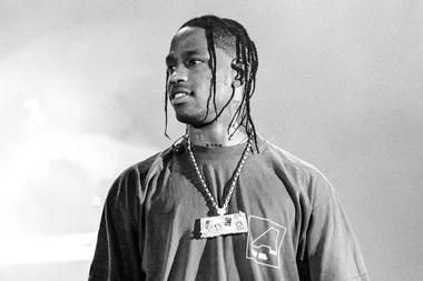 WATCH: Travis Scott breaks his knee on stage