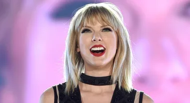 Fans are losing it at this tattoo Taylor Swift has hidden