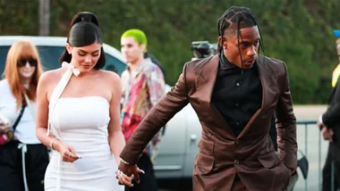Fan account spots Kylie and Travis hanging out together on Thanksgiving