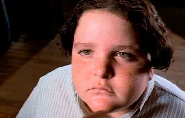 The Guy Who Played Bruce Bogtrotter In Matilda Is A Total Hunk Now