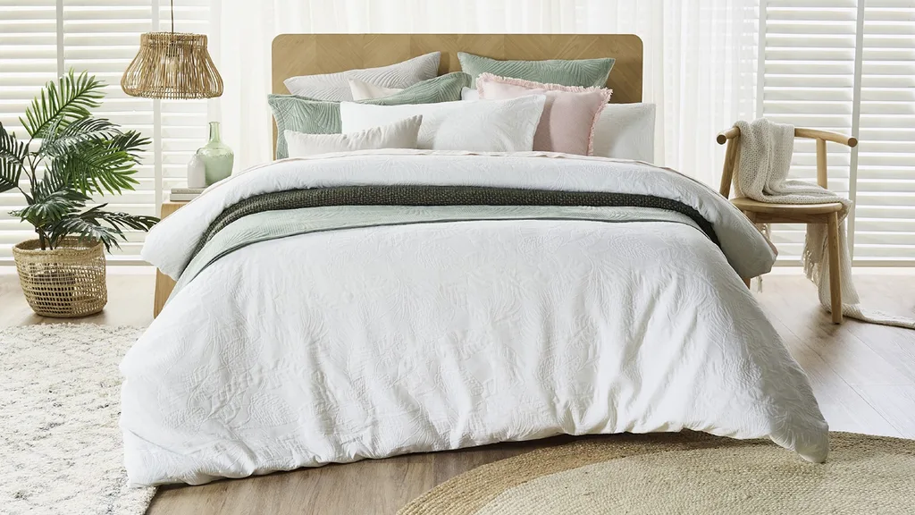 Spotlight bedding