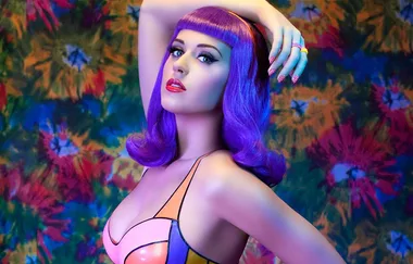 OMG: Katy Perry’s “I Kissed A Girl” Is About Miley Cyrus