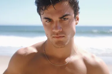 YouTuber Ethan Dolan just opened up about accepting his acne