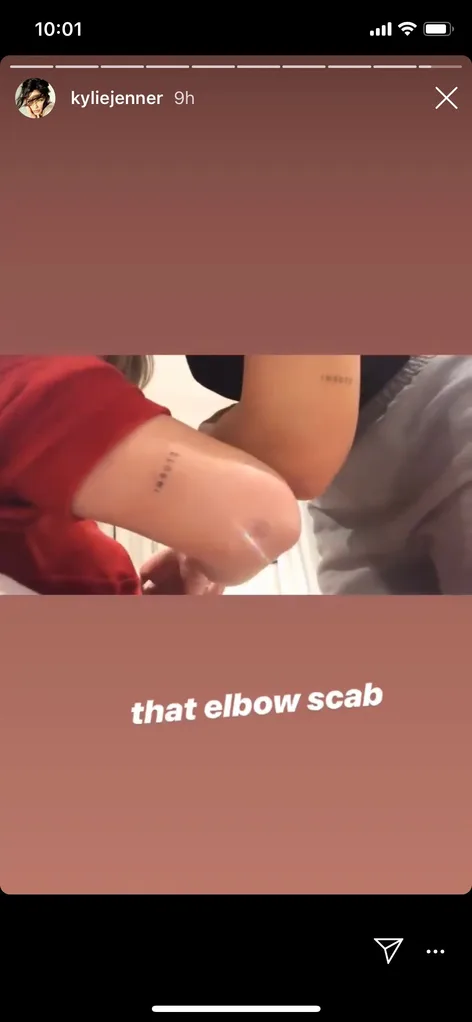 Kylie Jenner tattoo Stormi.