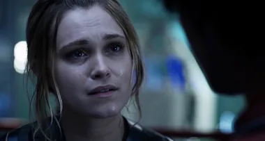 Fans react to that shocking major character death in ‘The 100’ season 7