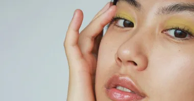 From Chloe Morello to NikkieTutorials, The 10 Best Makeup YouTubers To Follow