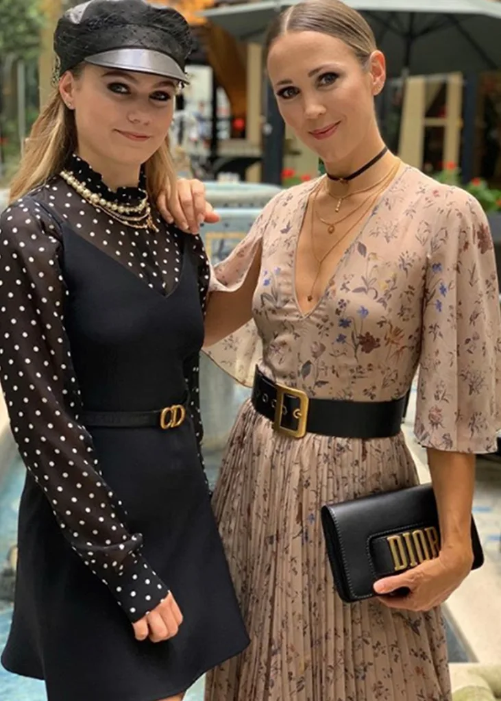 mia and bec hewitt