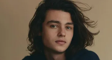 Never forget! Netflix hottie Felix Mallard used to star on this Aussie soap