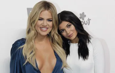 The Internet Is Losing It Over These Photos Of Kylie Jenner And Khloé Kardashian