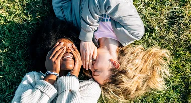 girls-on-grass