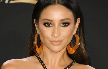 Shay Mitchell has been accused off faking Instagram photos