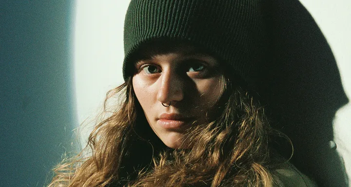 Suzy Bryne (Positive Feedback)