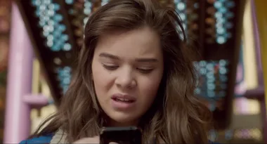 hailee-steinfeld-edge-of-seventeen