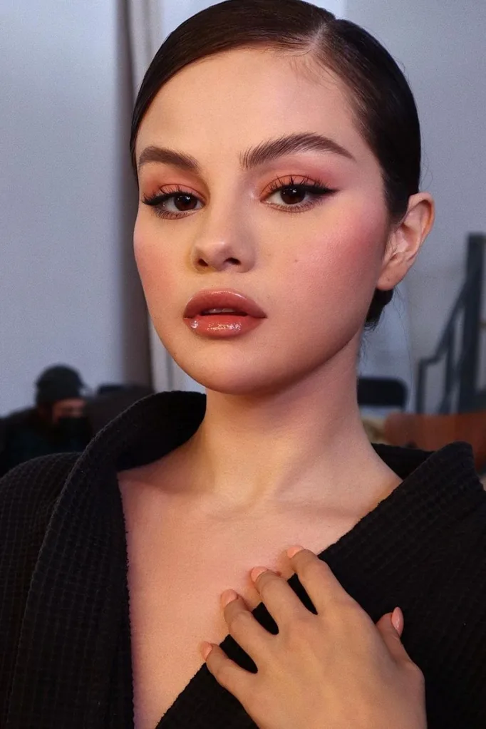 selena gomez rare beauty makeup